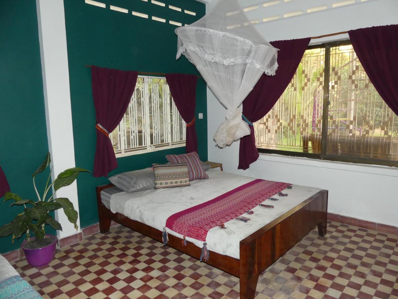 The Playground Bed and Breakfast Kampot Εξωτερικό φωτογραφία